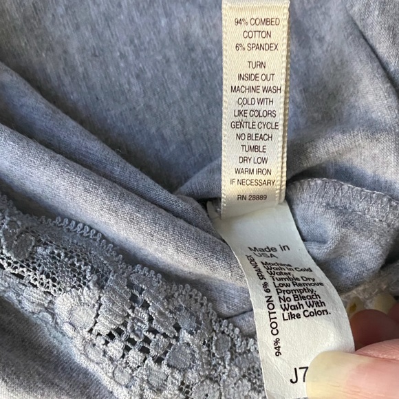 Lace Trimmed Gray Tank Cami Size S - Picture 9 of 9